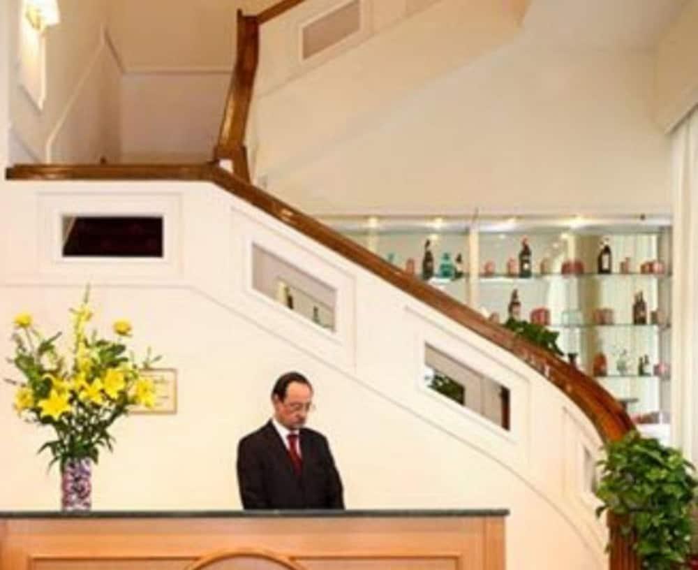 Gh Hotel San Giusto Roma Ngoại thất bức ảnh