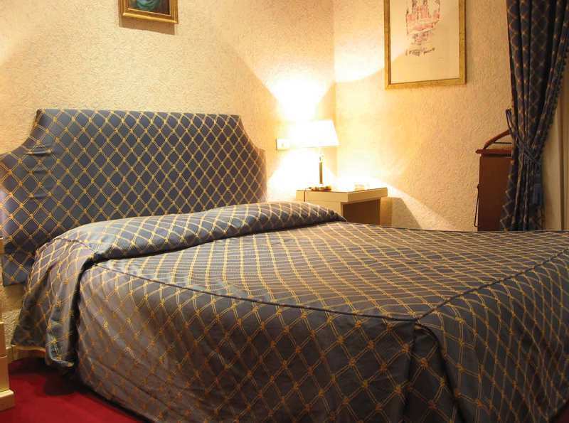 Gh Hotel San Giusto Roma Phòng bức ảnh