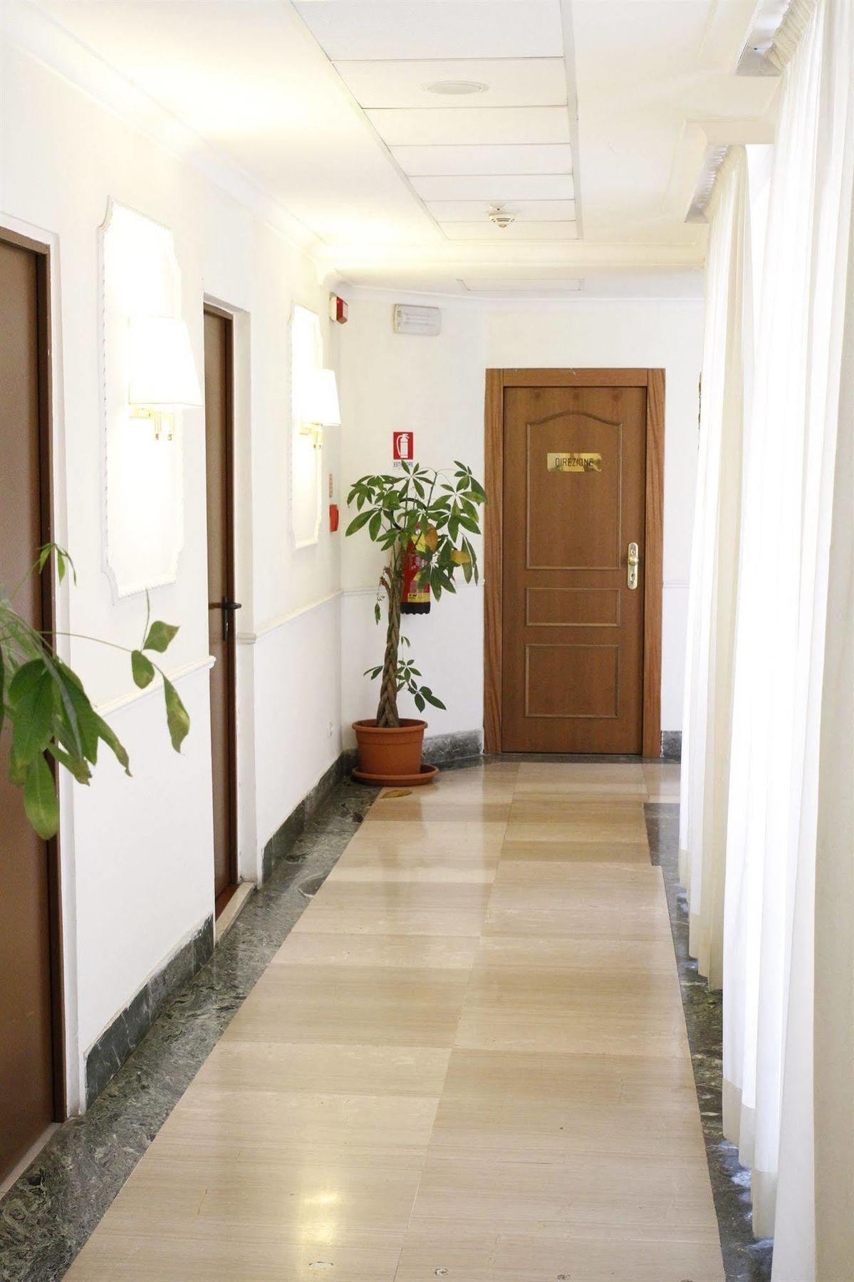 Gh Hotel San Giusto Roma Ngoại thất bức ảnh